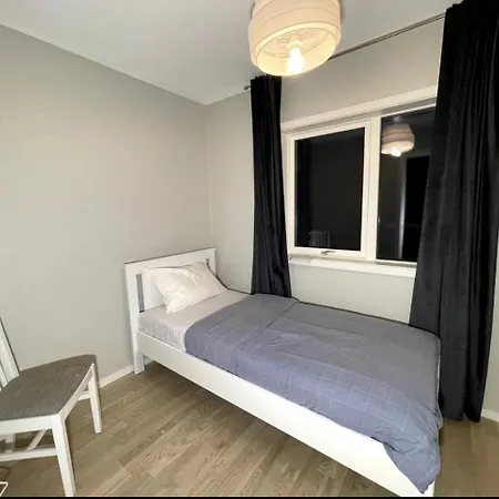New Duplex Near The With Free Private Parking דירה אוסלו