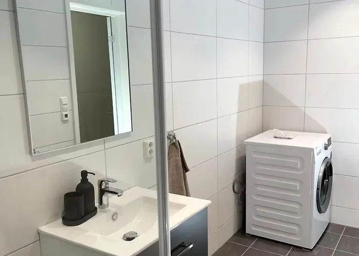 New Duplex Near The With Free Private Parking דירה